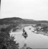 Raset vid Göta Cellulosa 7.6.1957. Båten Perle av Aalborg.