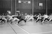 Kållereds Gymnastikförening har uppvisning i Ekenhallen i Kållered, år 1985.

För mer information om bilden se under tilläggsinformation.