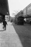 Vy från Brogatan i Mölndals centrum, år 1985. Fotografi taget av Harry Moum, HUM, Mölndals-Posten.