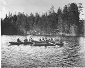 Högelundsbor på färd över Djupsjön till missionsmöte i Salabol.