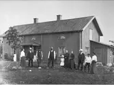 Familjen Aug. Eriksson  Korsgården  Järn