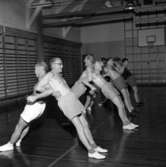 Motionsgymnastik i Södra skolan i Huskvarna på 1960-talet.
