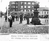 Fjalar Åström läser prologen vid stadens 300-års jubileum. (1944)  Vänersborg