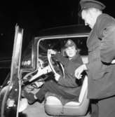 Kvinnlig taxichaufför i Huskvarna på 1960-talet.
