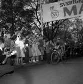 Bild från småländska uttagningen till Sverigeloppet på cykel år 1956.