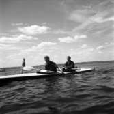 Bild från kanotklubbens tävlingar i Vättern den 29 juni 1956.