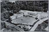 Flygfoto över Lackarebäckshemmet, början av 1950-talet.