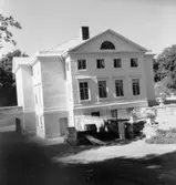 Gunnebo slotts östra gavel. 1970-tal.