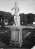 Staty i Gunnebo slottspark, 1920-tal.