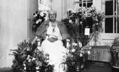 Hilda Sparre uppvaktas på sin 80-årsdag, 21 februari 1948.