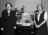 Två kvinnliga medaljörer, Uppsala 1946