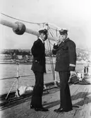 I Funchals hamn+ 2 personer på däck.