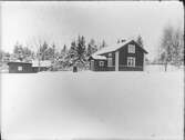 Bostadshus i snöigt landskap, Börstil, Uppland