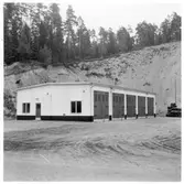 Vägstation B9 Södertälje, filial Malmbro. Garagebyggnad.