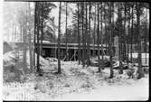 Vägstation F5, Unnaryd. Byggnad under uppförande, med byggnadsställningar.