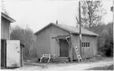 Vägförvaltningen i Västernorrlands län, VFY, Byggnadsförrådet. Liten byggnad, eventuellt manskapsbod.