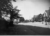 Varbergsvägen mot norr från Lorensbergsgatan, år 1930.