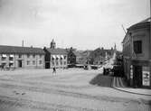 Sven-Eriksonsplatsen mot öster år 1914 med Molanders konditori t.h.