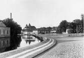 Viskan med Södra Torget norrut och med kvarteret Tisbe i mellanplanet år 1922.