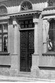 Portal mot Stora Brogatan 11 (Tidblads hus) i kvarteret Mars i början på 1880-talet.