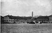 Stora Torget mot nordost med kvarteret Justitia t.h. där nuvarande Rådhuset ligger fotograferat runt 1880-talet.