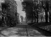 Skolgatan mot öster med kvarteret Caron t.v. år 1924.