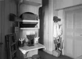 Bankdirektör Hedenlunds villa vid Annelund, interiör förrådsrum serveringsgång.