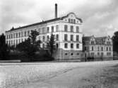 Wiskabergs fabrik.
Belägen vid Söderbro och på platsen där Stadsparksbadet ligger.