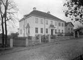 Fabrikör Petrus Skoglunds villa på Yxhammarsgatan. Numera (2008) Yxhammarsgården.