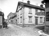 Lundbergska huset, Smedsgatan x Lilla Kyrkogatan.
Lundbergska huset uppkallat efter färgerifabrikör Lundberg som ägde färgeriet 