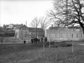 Viskabergs fabriker (Stadsparksbadet 2009). Bilden tagen från Bryggarparken.