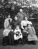 Lerums station, Gruppbild stationskarl Frans Oskar Frey med sin familj