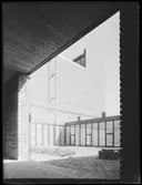 KYRKA I FARSTA
EXT. OCH INT.