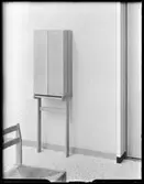 JAKOBSBERGS CENTRUM
EXT. OCH INT.