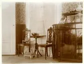Interiör av Rådman F. C. Hennichs bostad, Västerås. C:a 1895-1905.