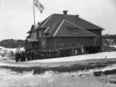 Godtemplare utanför Godtemplarhuset i Fritsla.