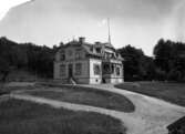 Bankdirektör Hedenlunds villa vid Annelund (Rosendala).
Numera motorvägsområde (2008).