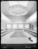 JAKOBSBERGS CENTRUM
EXT. OCH INT.