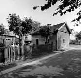 Rödestensgatan - Repslagaregatan. Från NM:s byggnadsinventering 1957.