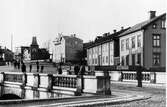 Västerbro med Sven Eriksonsplatsen omkring år 1900.