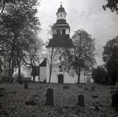 Södra Vi kyrka, exteriör.