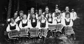 Hembygdsföreningen Westergyllen. Från Hestra vid Isaberg år 1926.