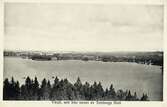 Utsikt mot Växjö, sett från tornet på Teleborgs slott, ca 1905, I förgrunden Trummen, följt av sjukhuskomplexet på S:t Sigfrid (då Växjö hospital).