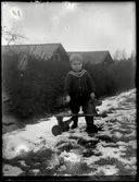 Gustav Engvall med leksakshäst