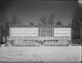 SKOLOR I MÖRBY OCH DANDERYD
EXT. INT.