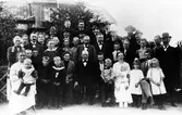 Gäster vid Alfred Sultans sjuttiofemårs dag i Långared den 24 september 1922.

Se bild nr 2 för karta över personernas placering. 
1. Alfred Sultan
2. Ida Sofia Sultan
3. Denis Sultan
4. Aina Isa Nisella Sultan
5. Ellen Torborg Emyord Sultan
6. Kristina 