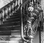 SANNOLIKT PÅ NÄÄS I SKALLSJÖ SN.


Tillv.tid: 1890-1900
Övriga nr: 141
Repro nr: 
Registrator: LH

RealNr: 373     Motiv_spec: FOTOGENLAMPA
RealNr: 354 1     Motiv_spec: FOTOGENLAMPA
RealNr: 353 6     Motiv_spec: FOTOGENLAMPA
RealNr: 353     Motiv_spec: BOSTADSINTERIÖR

Proviens
Kod: 10
Yrke: FOTOGRAFNamn: VICTORIN CARL
Land: 
Län: 16
Kommun: 
Stad: JÄRPÅS
By: 
Gård: 
Fastighet: 
Adress: 


Proviens
Kod: 21
Yrke: Namn: 
Land: 
Län: 15
Kommun: 
Stad: SKALLSJÖ
By: 
Gård: NÄÄS
Fastighet: 
Adress: