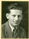 Hans Hellered (11/12 1922, Tjeckoslovakien)  Anställd på SOAB i Mölndal år 1947.  Forskningslaboratorium nr 3 under Lehes.