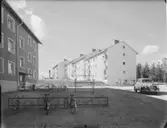 EXT. OCH INT. ÖNSKÖLDSVIK