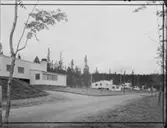 TJÄNSTEMANNAVILLOR I JOHANNESOMRÅDET
EXT. OCH INT.